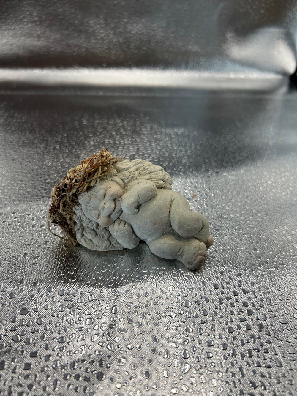 VTG Dreamsicles 1993 Sleeping Cherub Figurine in Soft Gray with Natural Moss
